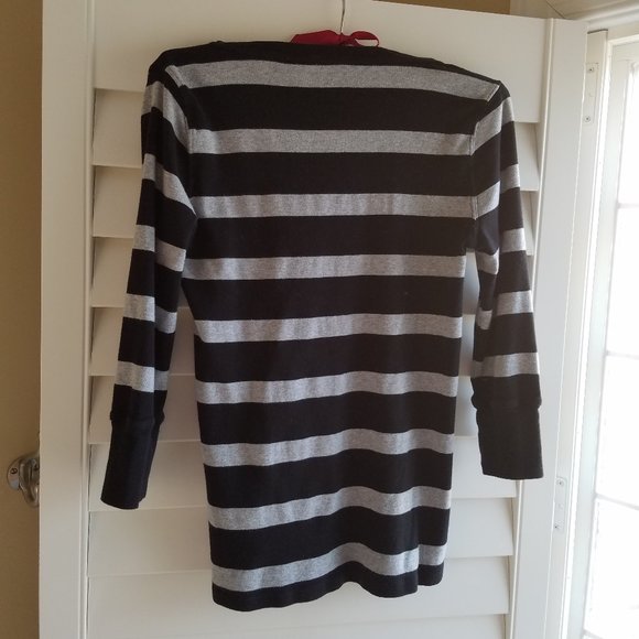 Performance Tee stripe V-Neck Shirt 3/4 sleeve - Picture 6 of 6